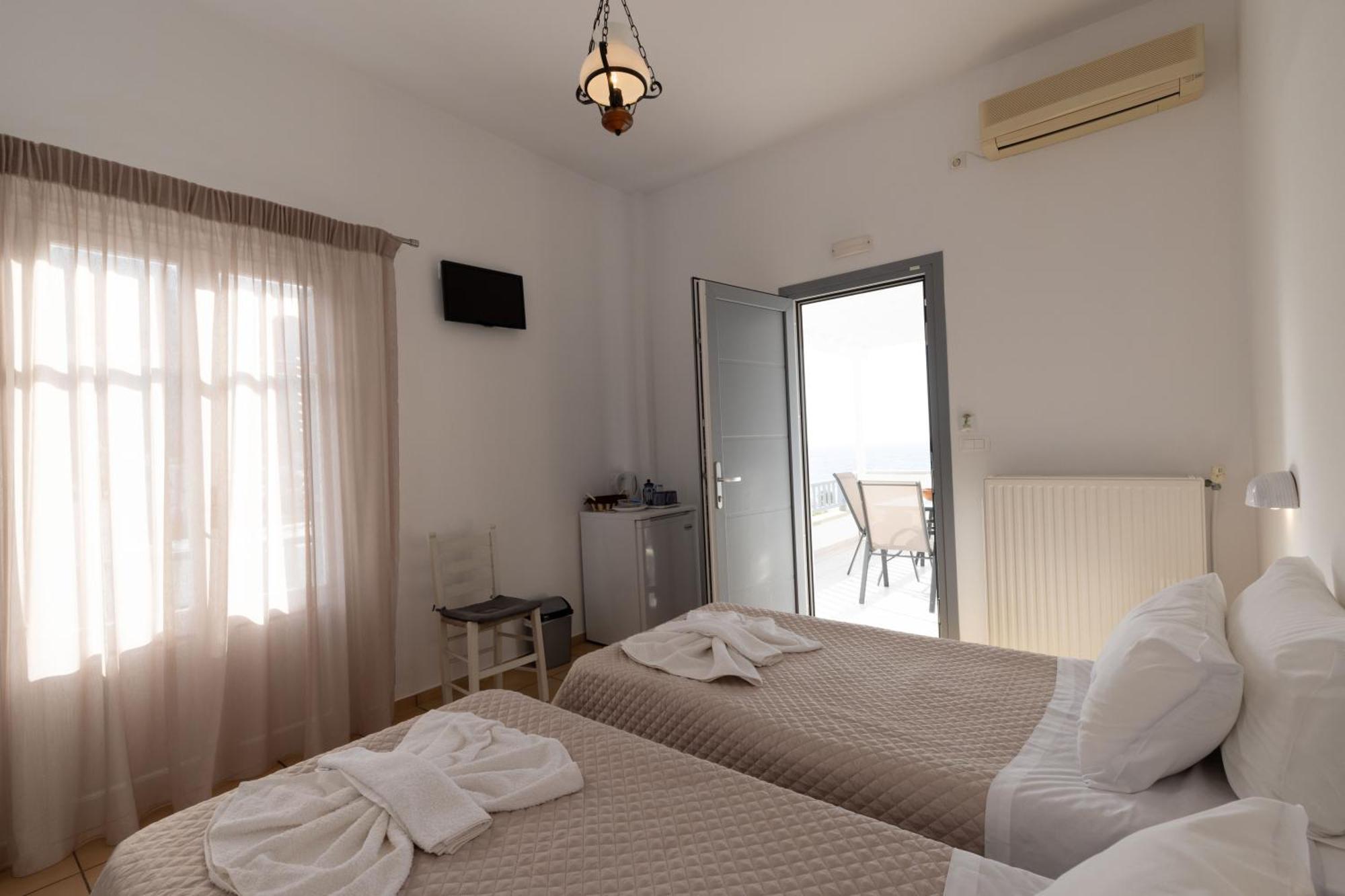 Litsa Rooms Kamares  Exterior photo